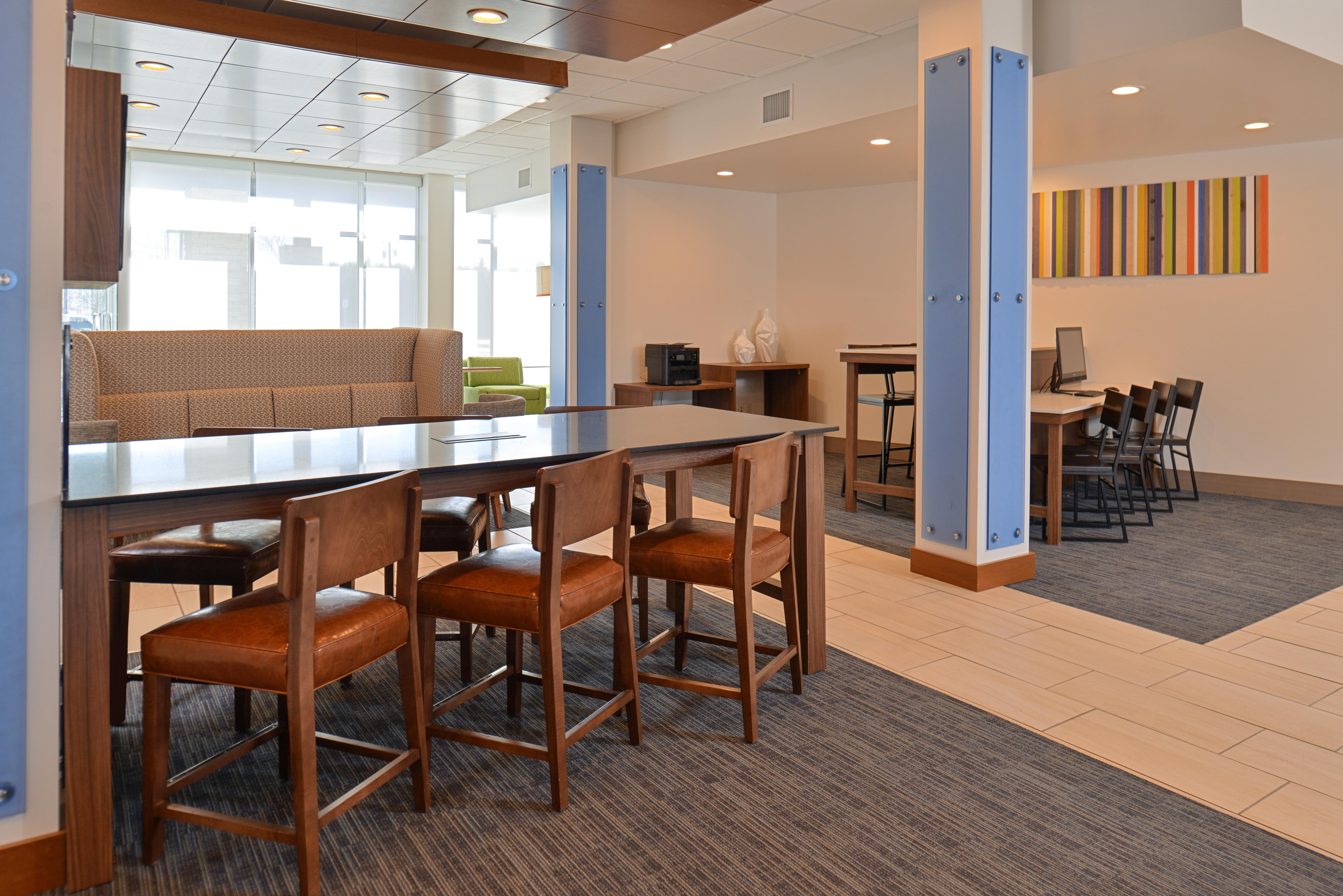 Holiday Inn Express & Suites - Southgate - Detroit Area, An Ihg Hotel Esterno foto